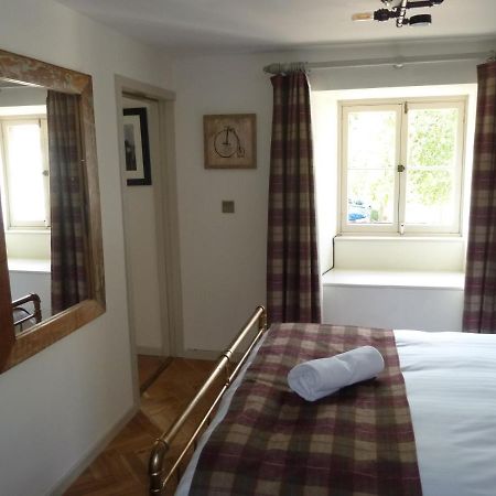 אדינבורו Old Town Brewery Apartment מראה חיצוני תמונה